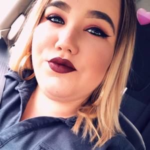 Meet your Posher, Vanessa